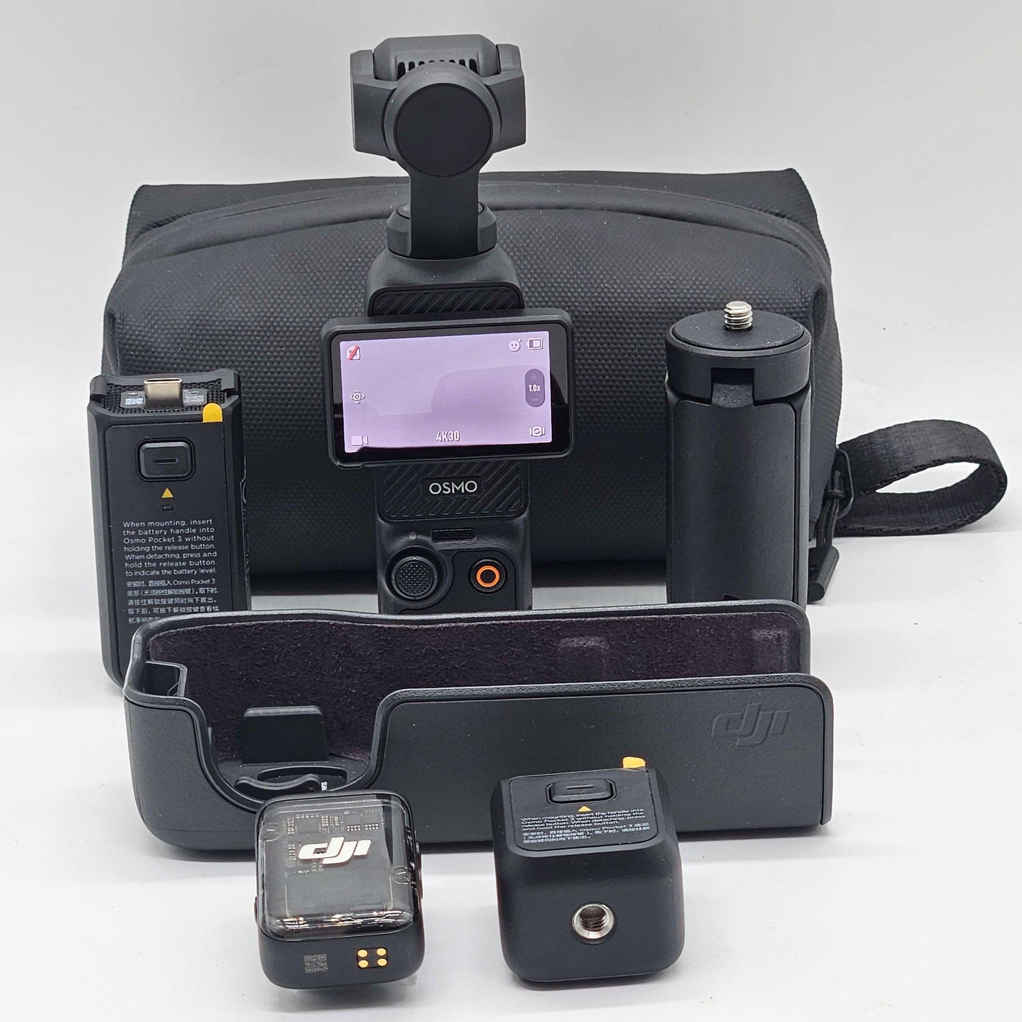 DJI Osmo Pocket 3 Creater Combo Vlogging Cameras