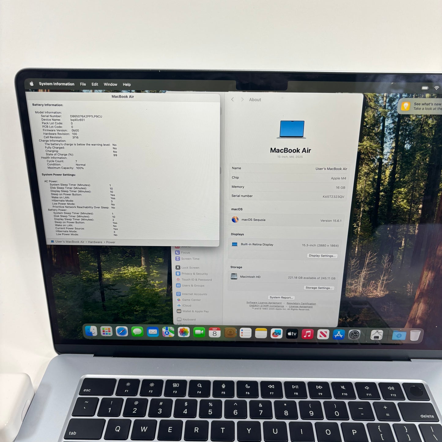 2025 Apple MacBook Air 15" M4 10C GPU 4.5GHz 16GB RAM 256GB SSD A2341
