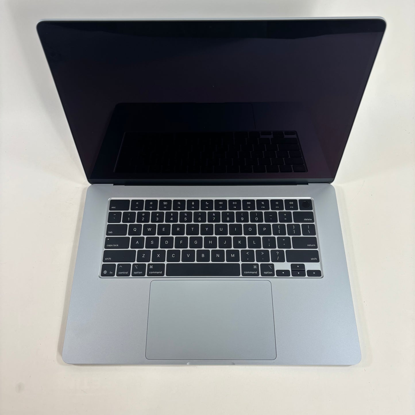 2025 Apple MacBook Air 15" M4 10C GPU 4.5GHz 16GB RAM 256GB SSD A2341