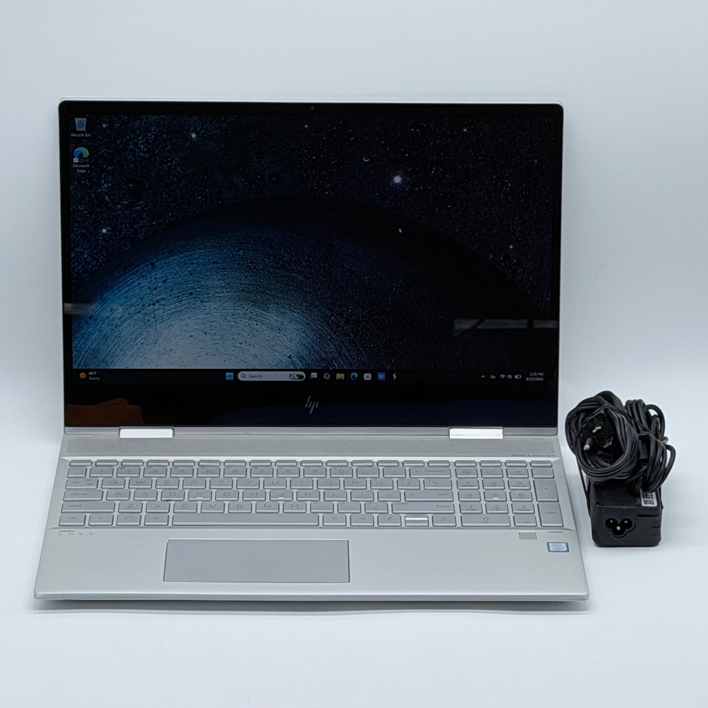 HP Envy x360 15M-DR0011DX 15.6" i5-8265U 1.6GHz 8GB RAM 256GB SSD