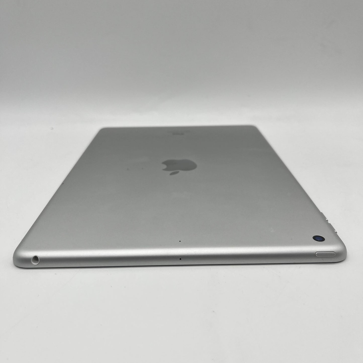 WiFi Only Apple iPad 8th Gen 128GB Silver MYLE2LL/A