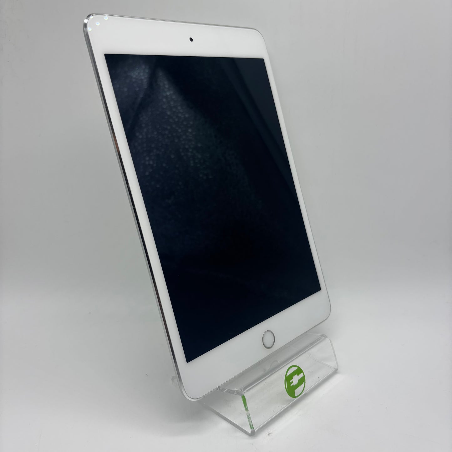 WiFi Only Apple iPad Mini 4th Gen 128GB 15.8.3 Silver MK9P2LL/A