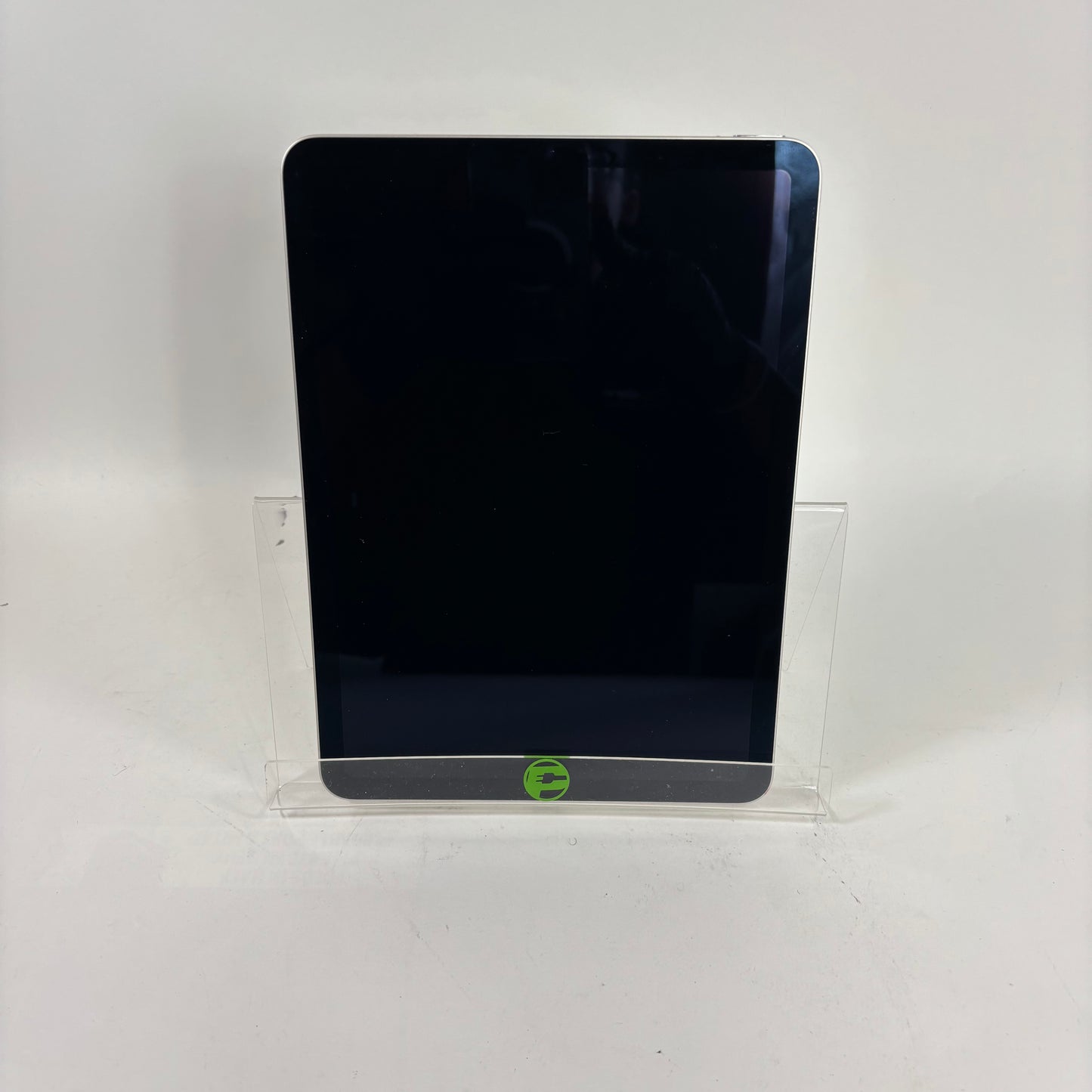 WiFi Only Apple iPad Air 5th Gen 256GB Starlight MM9P3LL/A