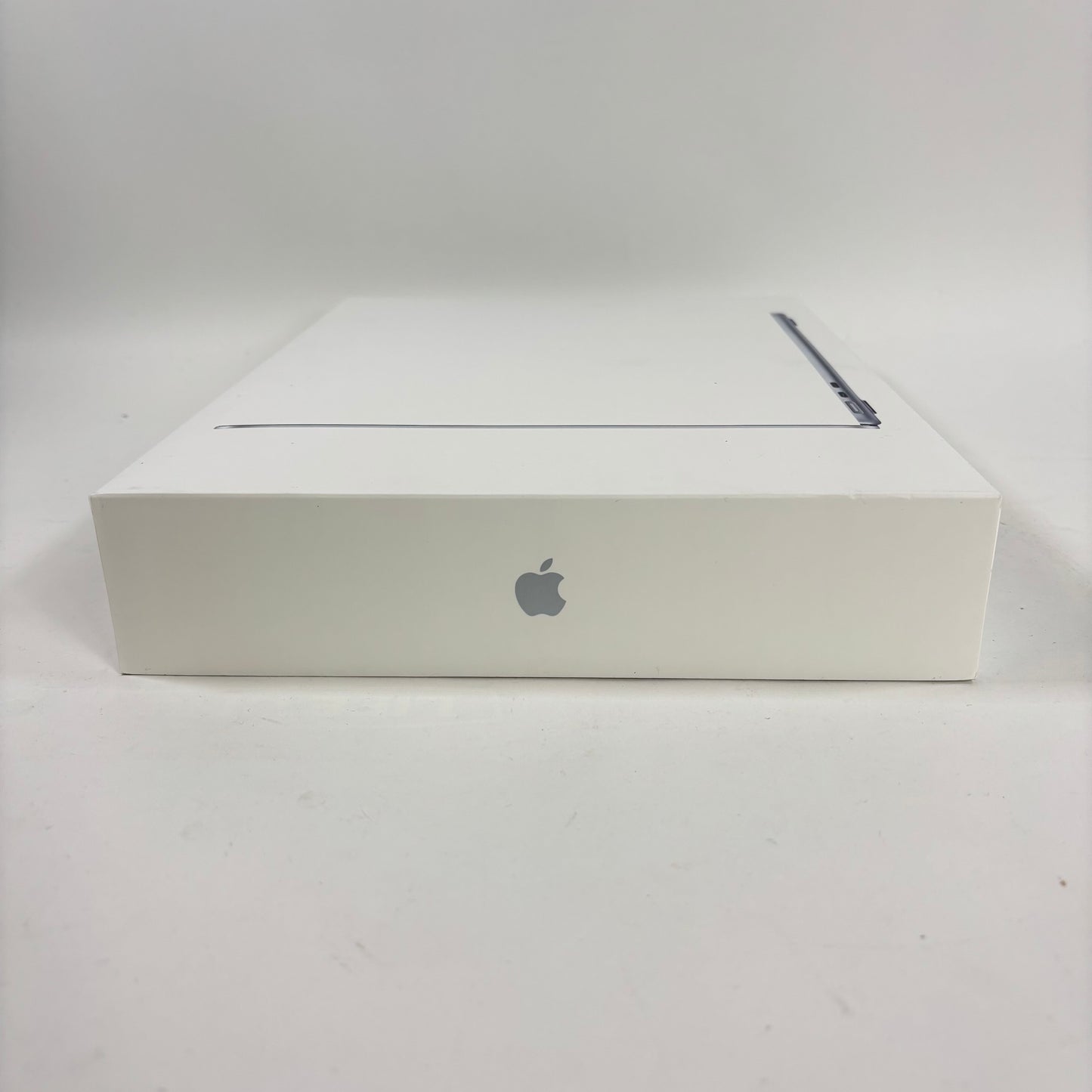 New 2025 Apple MacBook Air 13.6" M4 8C GPU 4.5GHz 16GB RAM 256GB SSD MC6T4LL/A