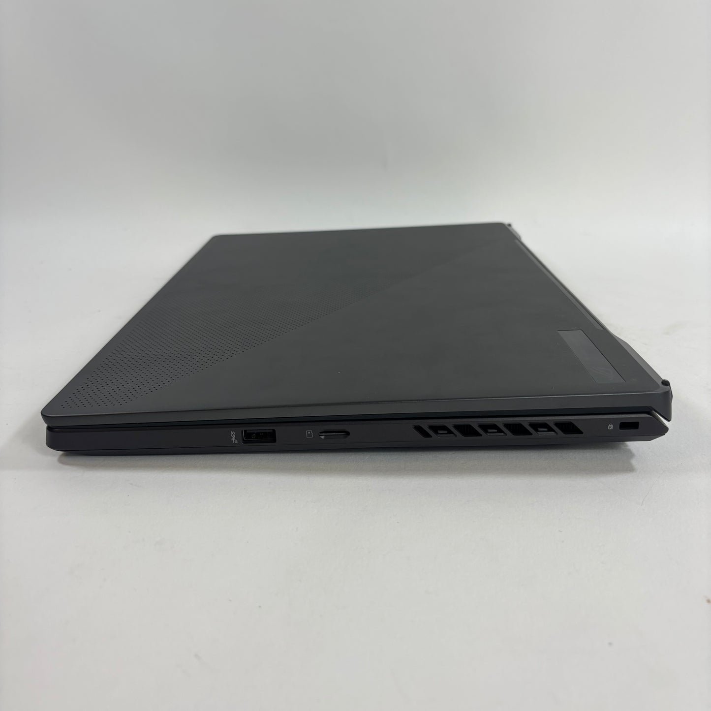 Asus ROG Zephyrus G16 GU603VI 16" i7-13620H 2.4GHz 16GB RAM 1TB SSD RTX 4070