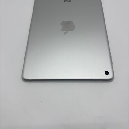 WiFi Only Apple iPad Mini 4th Gen 128GB 15.8.3 Silver MK9P2LL/A